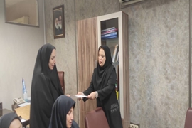 تجلیل از بانوان با حجاب برتر در مرکز آموزشی و درمانی و پژوهشی الزهرا (س) 